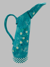 Load image into Gallery viewer, Daisy Chain Pitcher